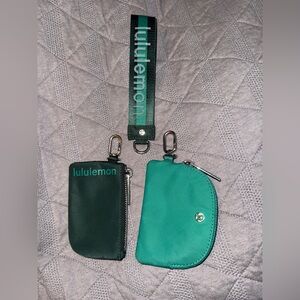 Like New Lululemon Green Wristlet Set